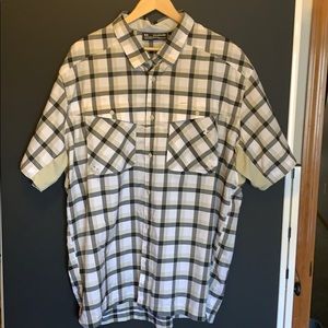 Men’s under armor button down shirt